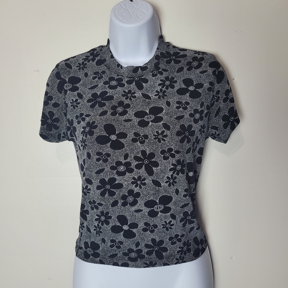 90s Vintage Stretchy Floral Shortsleeve Top - Picture 4 of 7